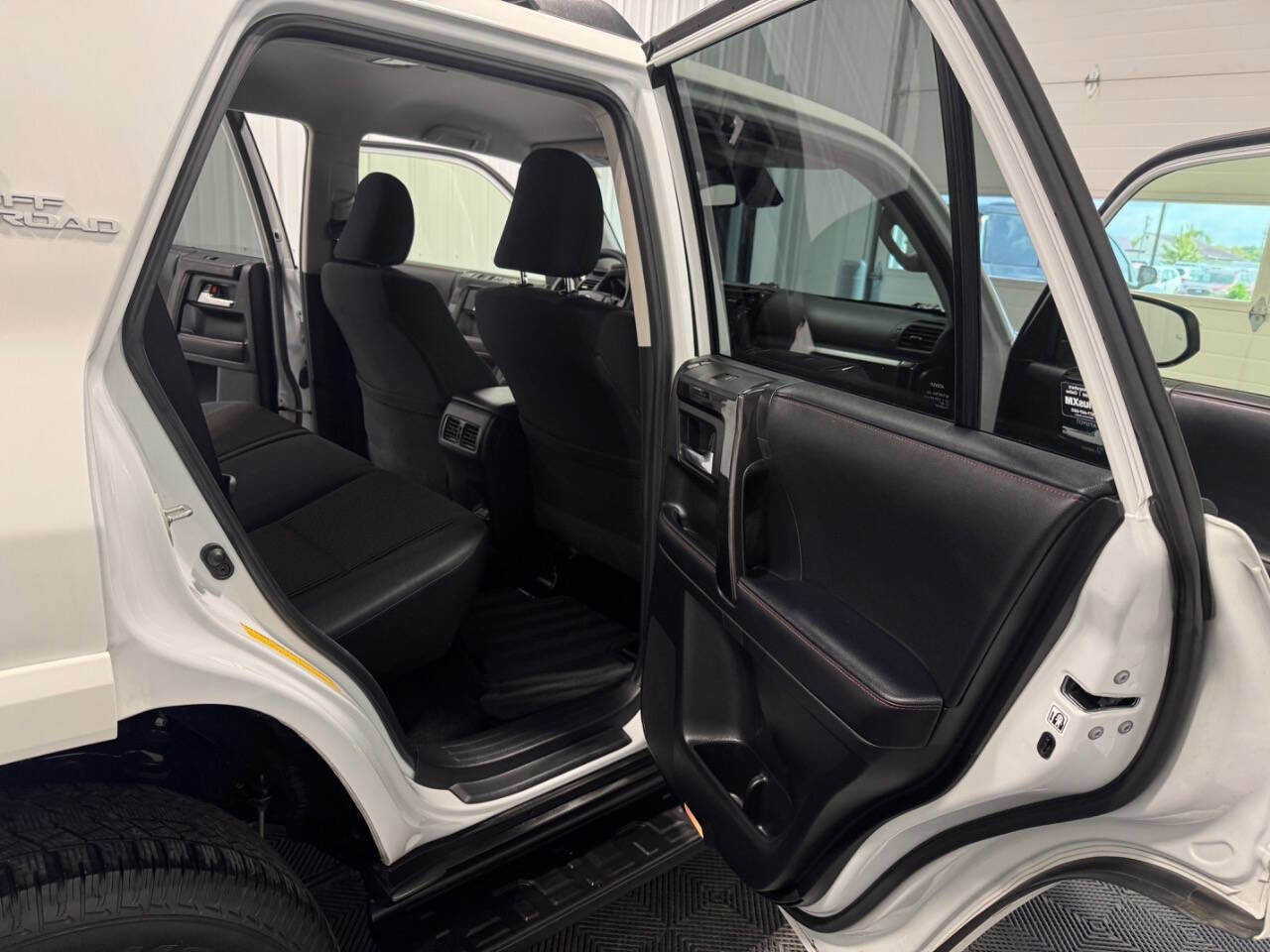 Used 2024 Toyota 4Runner TRD Off-Road image 22
