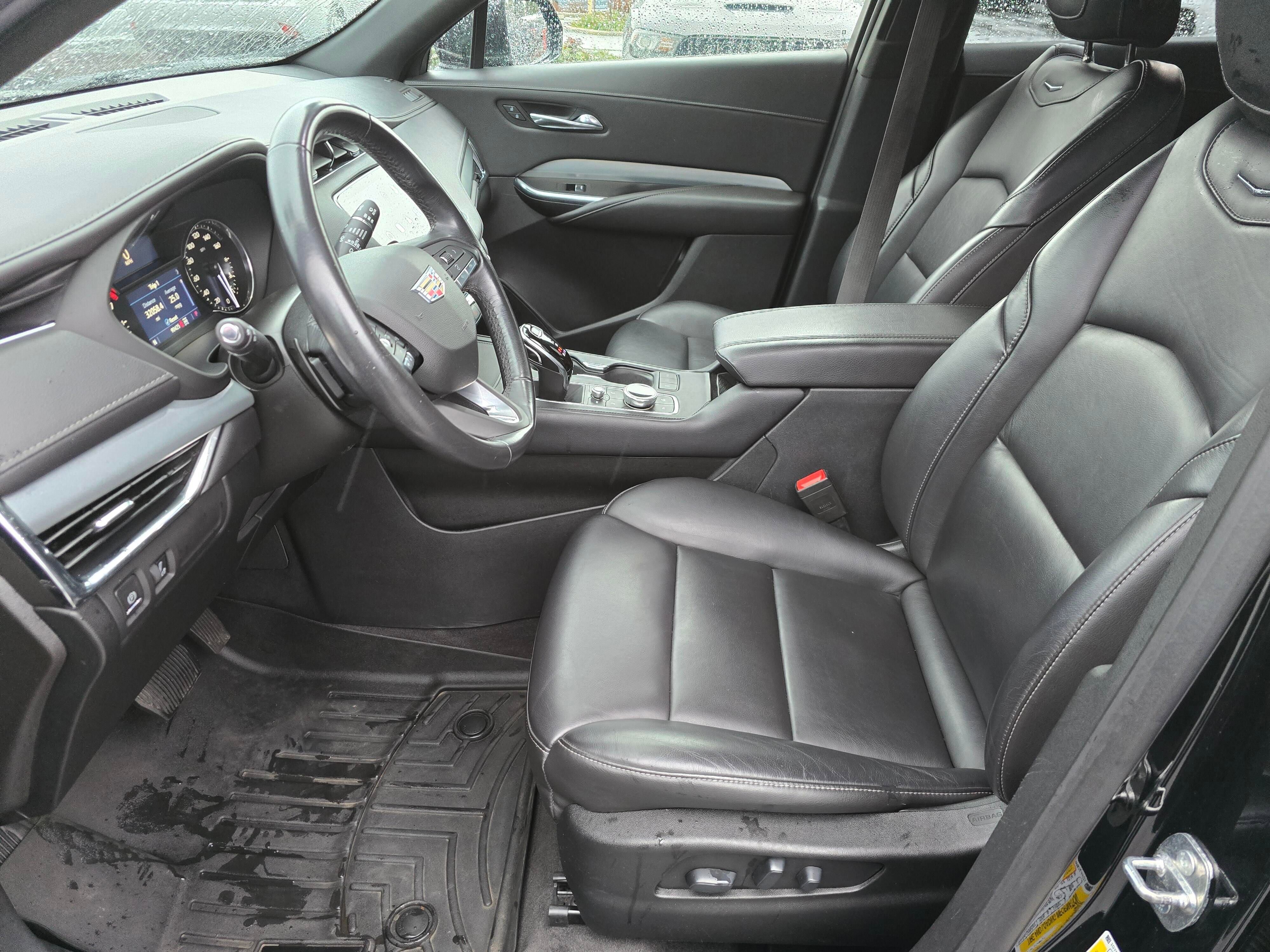 Used 2020 Cadillac XT4 Premium Luxury image 26