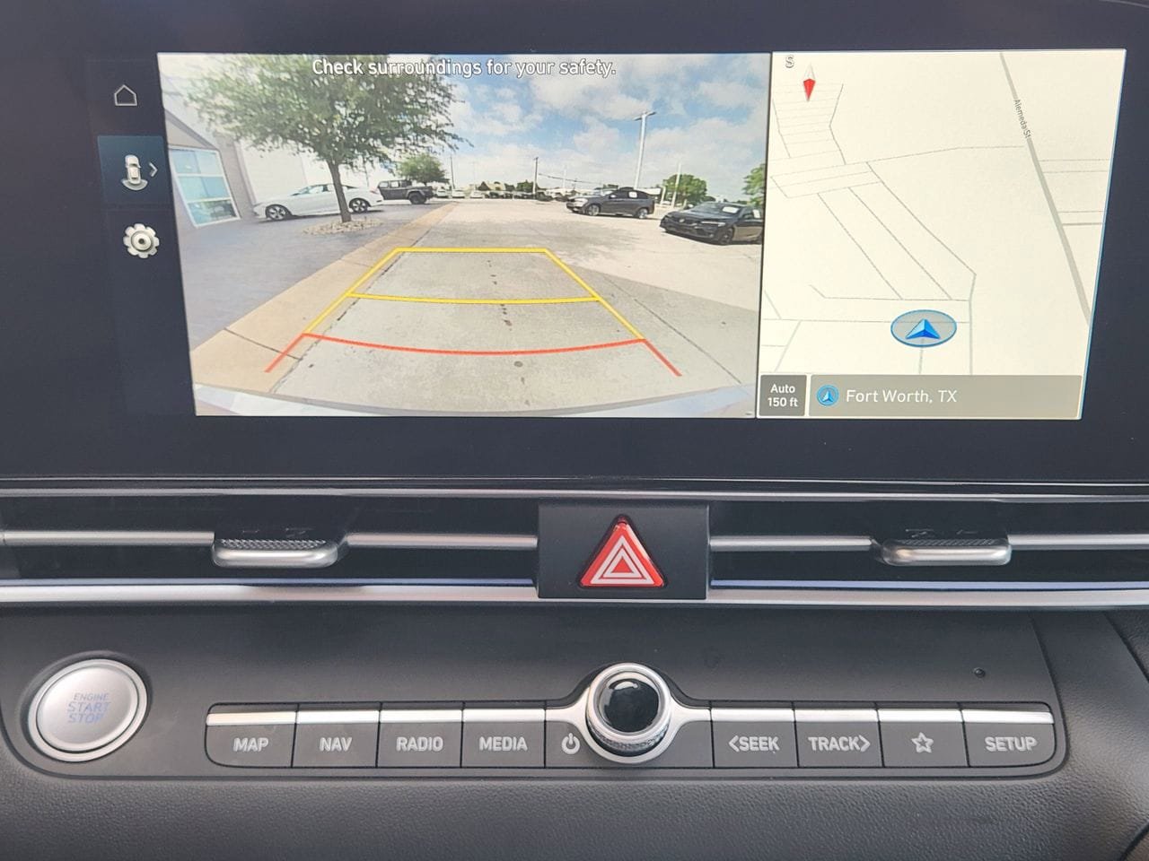 Used 2025 Hyundai Elantra SEL FWD image 17