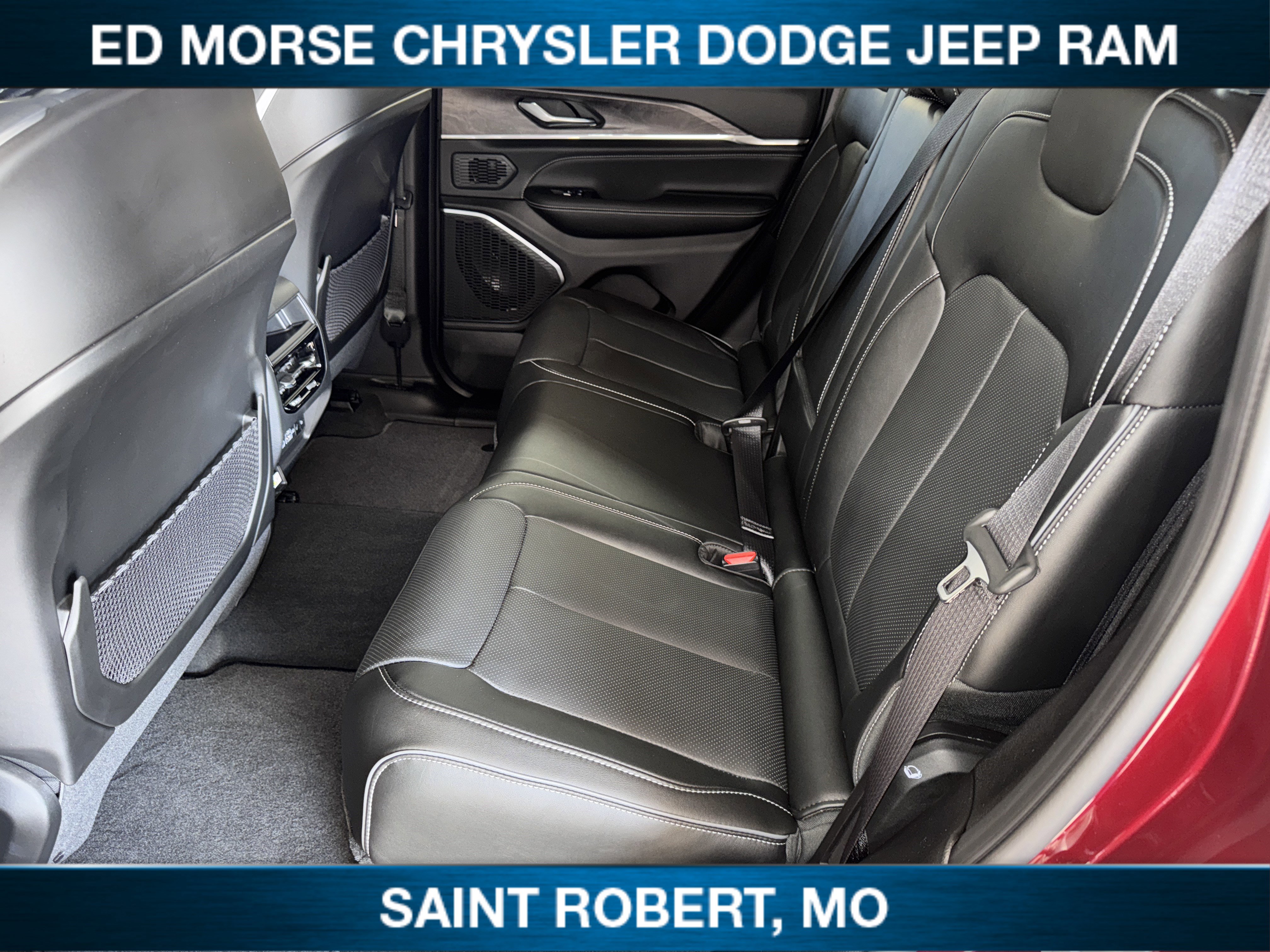 New 2025 Jeep Grand Cherokee Overland w/ Adv Protech Group III image 30