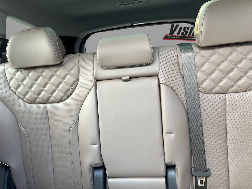 Used 2023 Hyundai Santa Fe Limited image 16