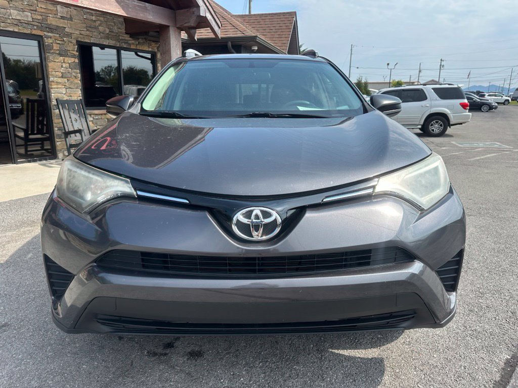 Used 2016 Toyota RAV4 LE AWD/4WD image 12