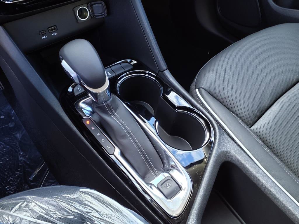 Certified 2024 Buick Encore GX Avenir w/ Avenir Convenience Package image 17