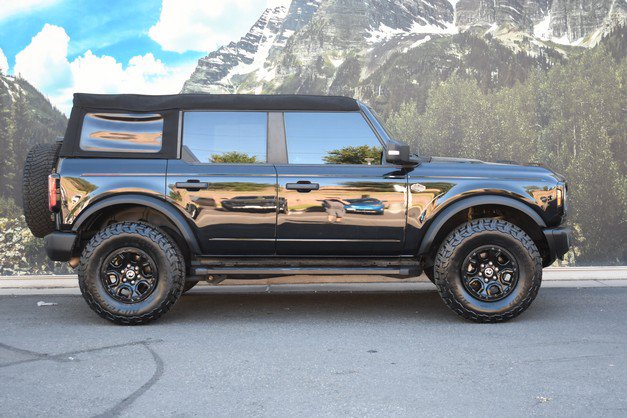 Used 2023 Ford Bronco Wildtrak AWD/4WD image 2
