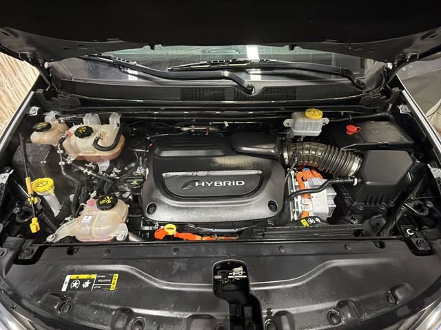 Used 2018 Chrysler Pacifica Touring-L image 26