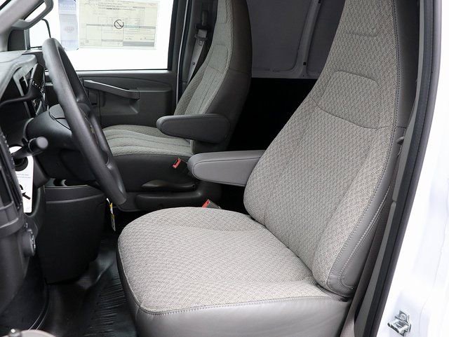 New 2025 Chevrolet Express 3500 Extended w/ Driver Convenience Package RWD image 11