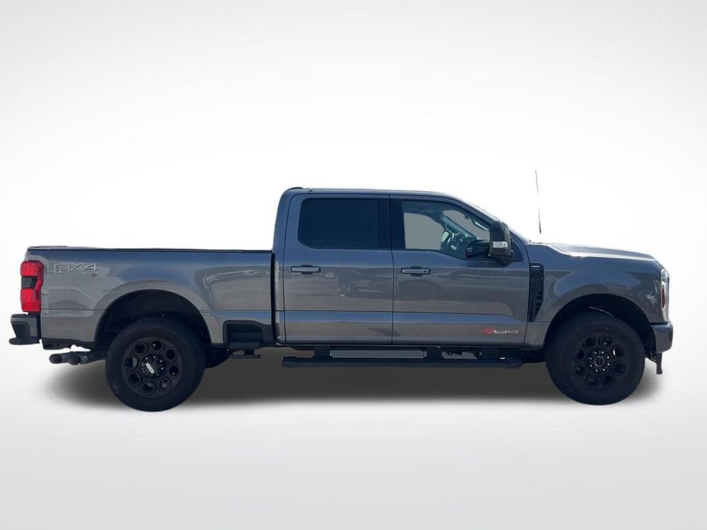 Used 2025 Ford F250 Lariat w/ Lariat Ultimate Package image 4
