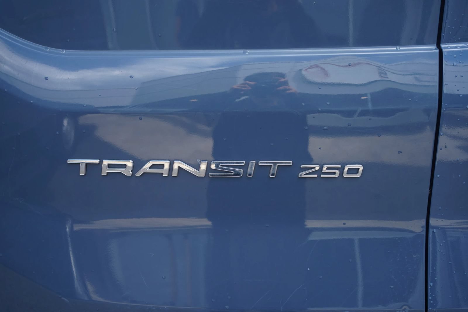 Used 2020 Ford Transit 250 148 High Roof Extended RWD image 25