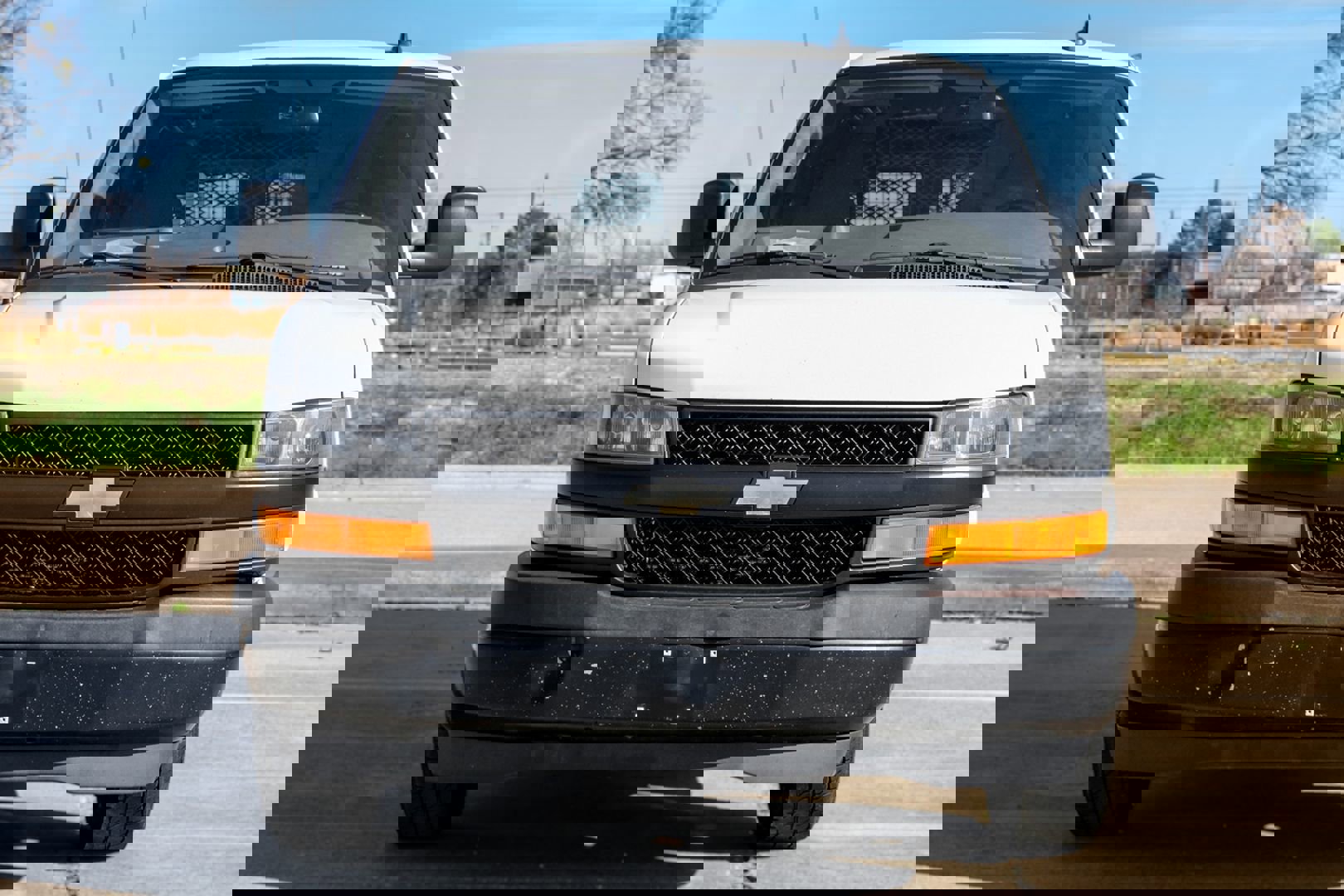 Used 2019 Chevrolet Express 2500 w/ Driver Convenience Package image 6