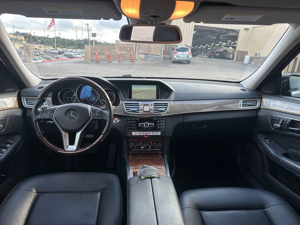 Used 2014 Mercedes-Benz E 350 Sedan image 15