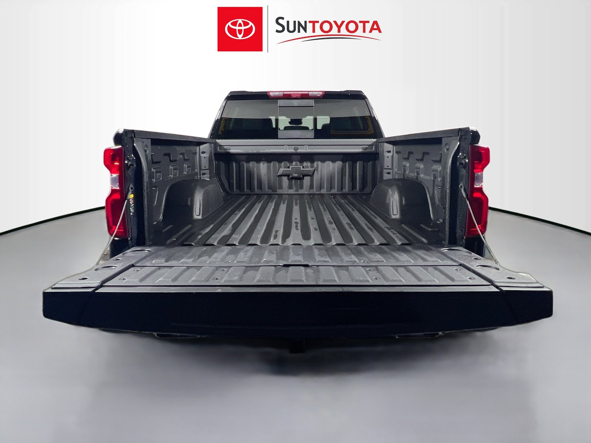 Used 2026 Chevrolet Silverado 1500 High Country image 34