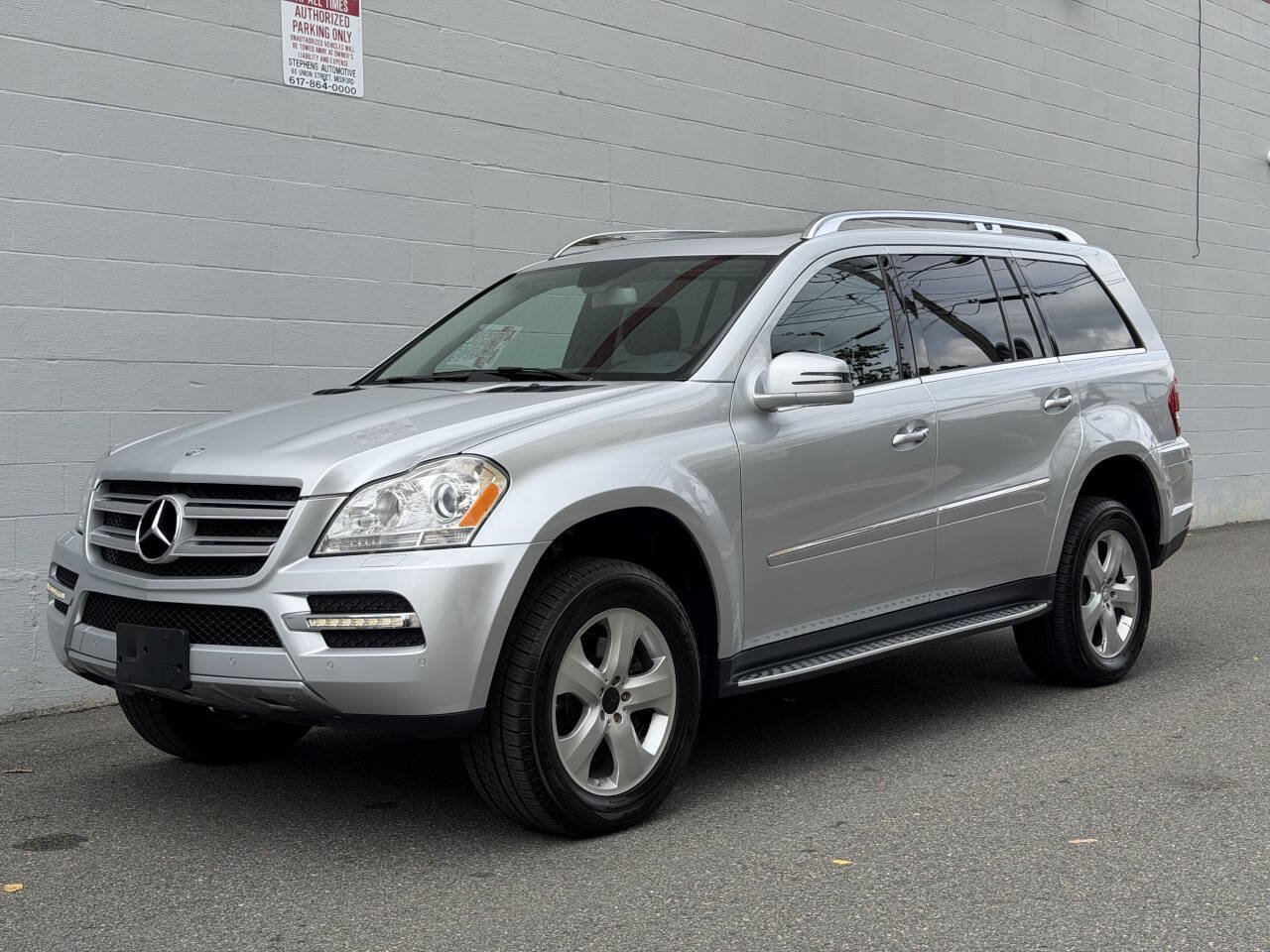 Used 2012 Mercedes-Benz GL 450 4MATIC image 2