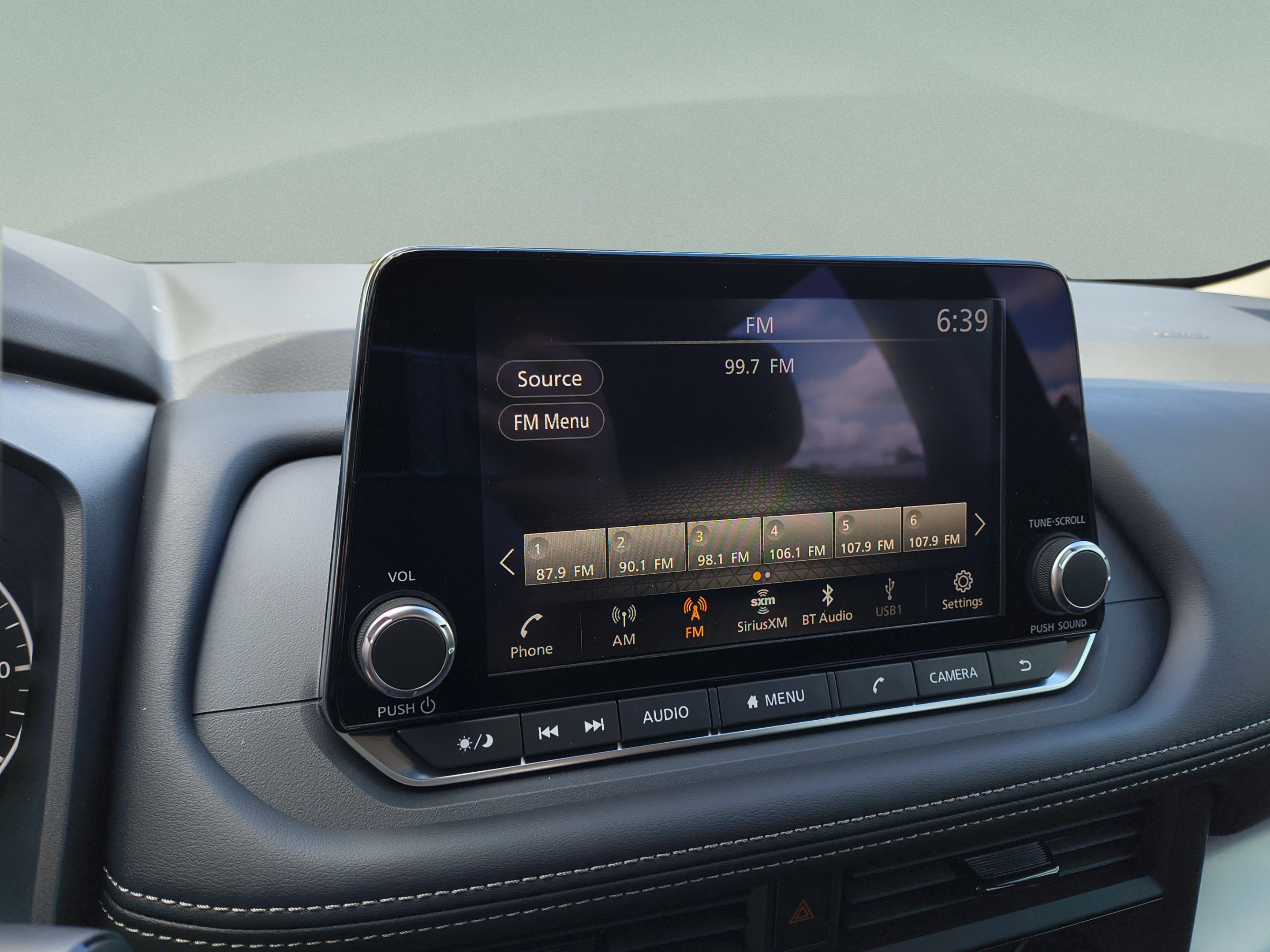 New 2026 Nissan Rogue SV FWD image 25