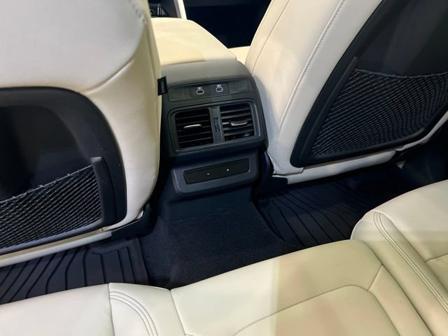 Used 2025 Audi Q5 Premium AWD/4WD image 15