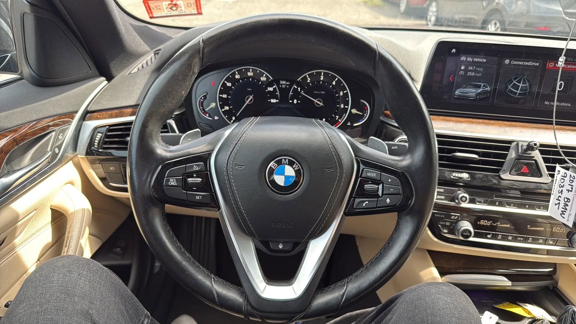 Used 2017 BMW 530i xDrive image 10