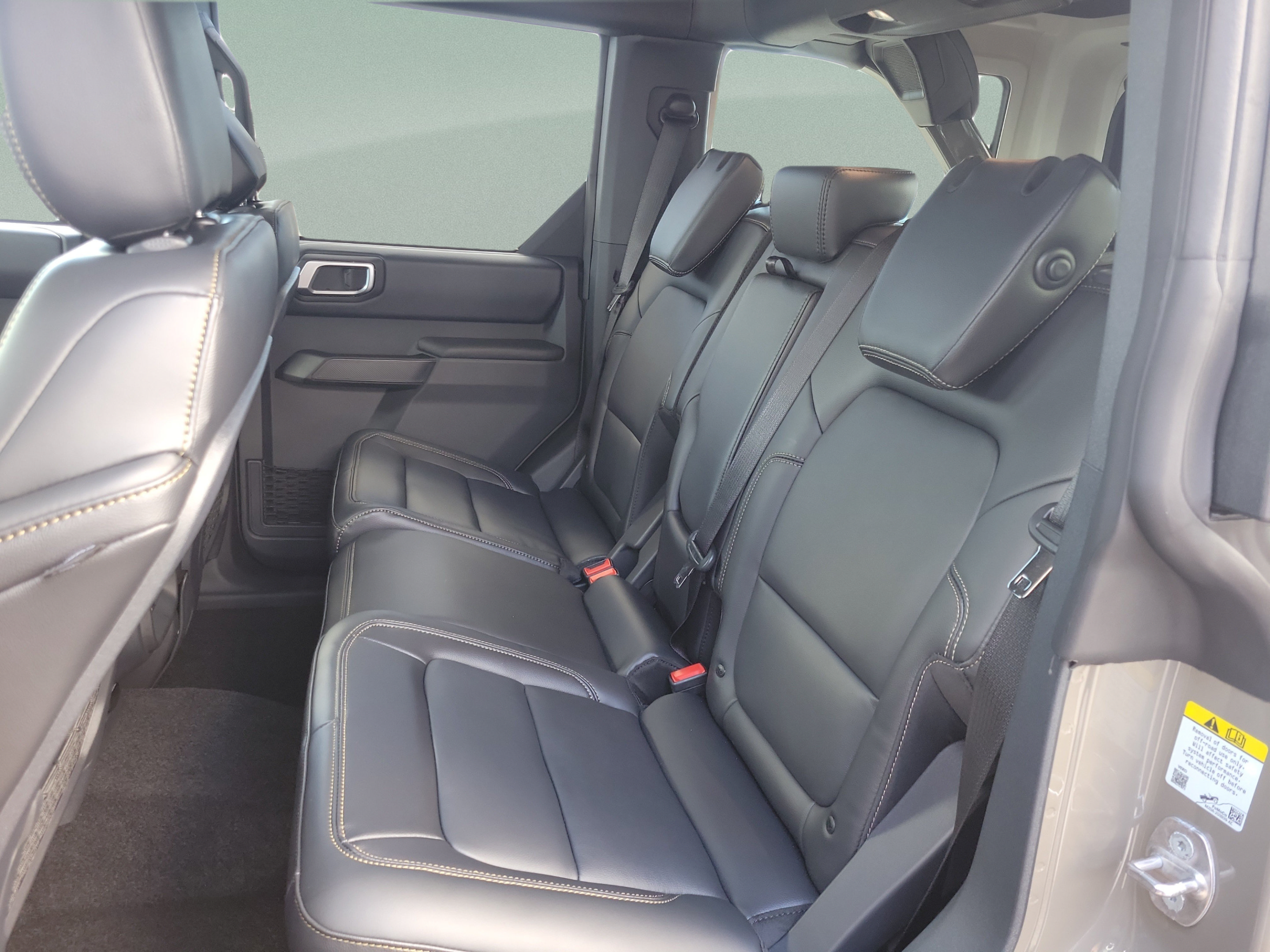 New 2026 Ford Bronco Badlands AWD/4WD image 15