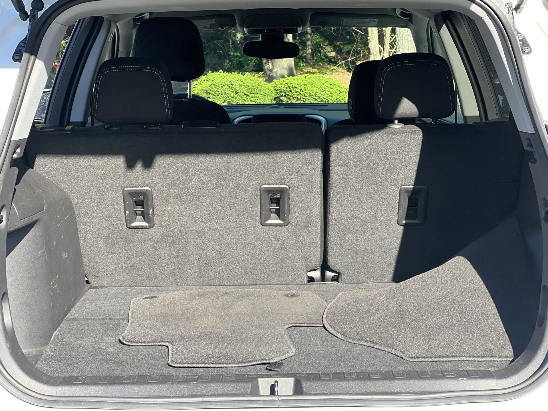 Used 2024 GMC Terrain SLE FWD image 21