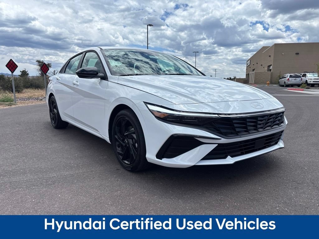 Certified 2026 Hyundai Elantra SEL Sport Premium FWD image 3