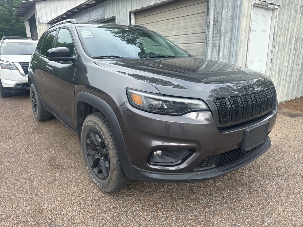 Used 2022 Jeep Cherokee Latitude image 2