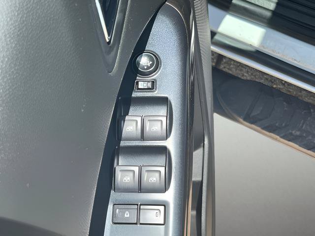 Used 2021 GMC Canyon Elevation w/ Driver Alert Package AWD/4WD image 14