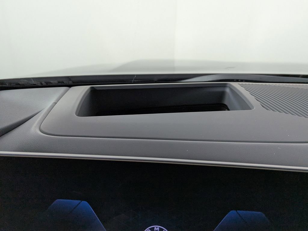 New 2026 BMW 530i xDrive w/ Premium Package image 12