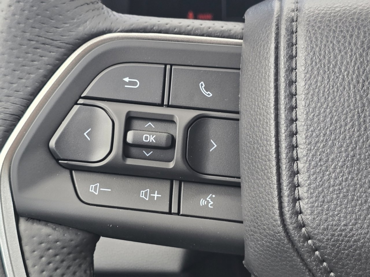 New 2026 Toyota Tundra Limited AWD/4WD image 30