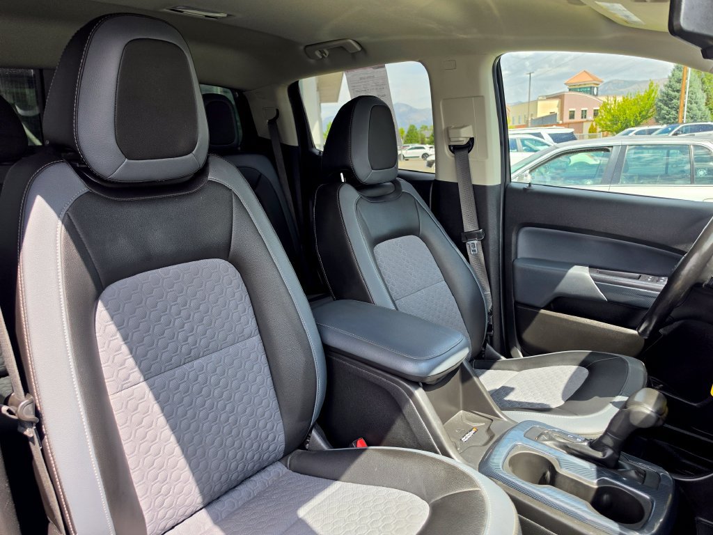 Used 2019 Chevrolet Colorado Z71 AWD/4WD image 13