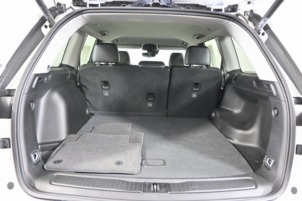 Used 2023 Jeep Grand Cherokee Limited w/ Black Appearance Package image 16