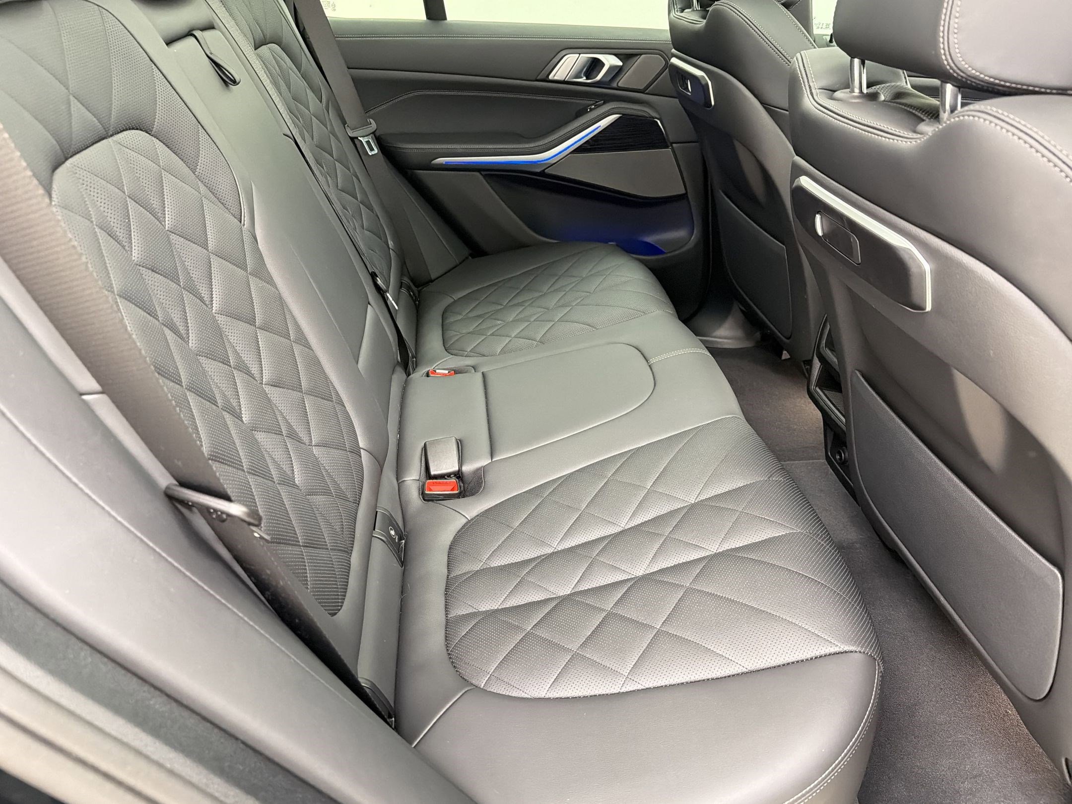 Certified 2026 BMW X5 xDrive40i w/ M Sport Package image 28