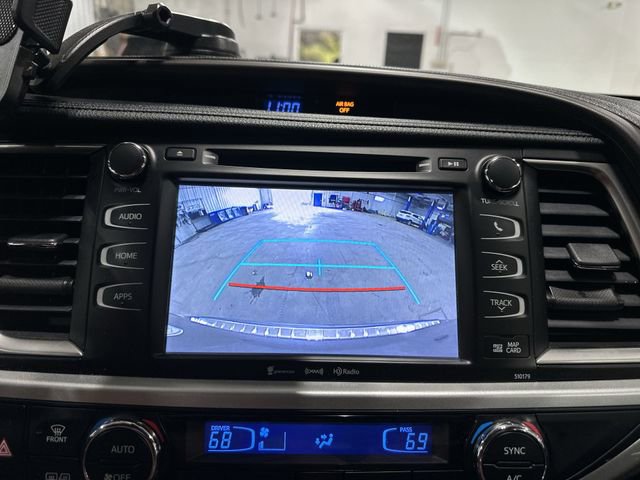 Used 2017 Toyota Highlander XLE image 27