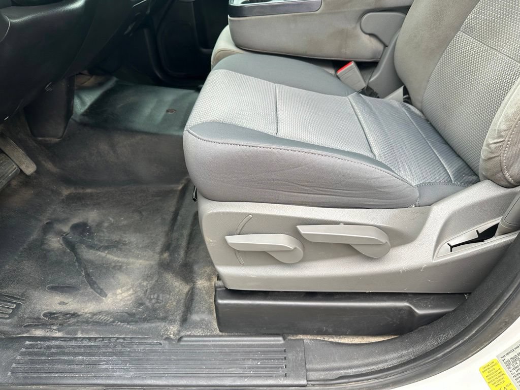 Used 2019 Chevrolet Silverado 2500 W/T AWD/4WD image 13