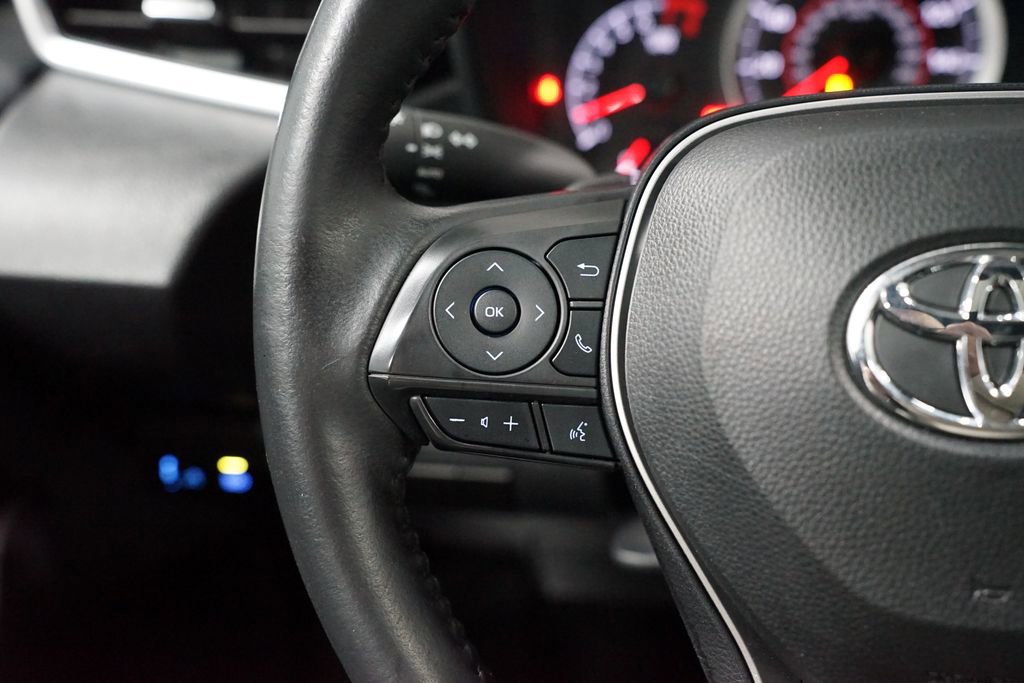 Used 2022 Toyota Corolla SE w/ SE Premium Package image 14