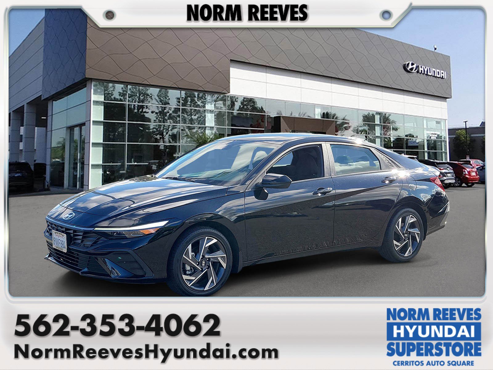 Certified 2025 Hyundai Elantra SEL FWD image 1