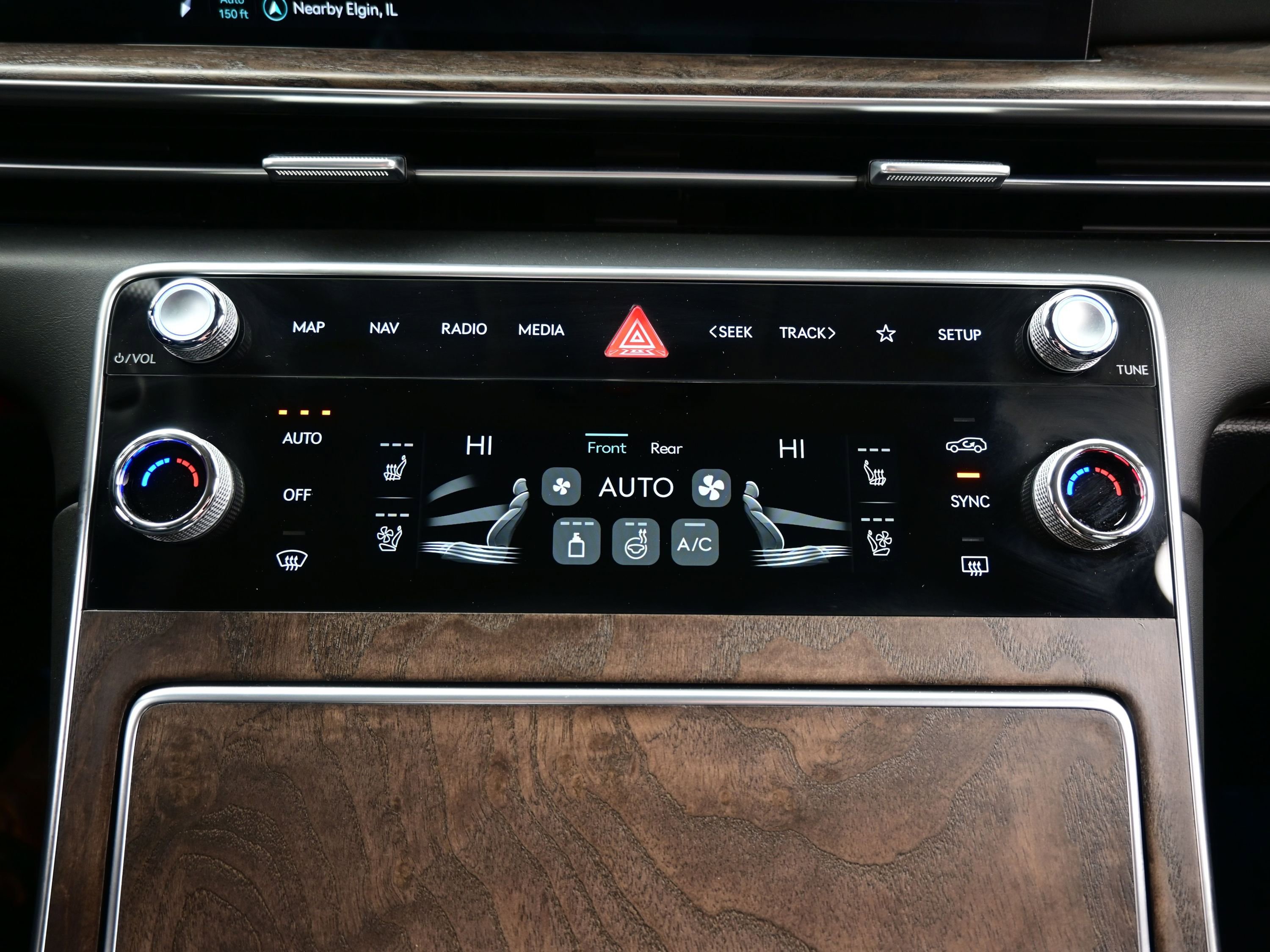 Certified 2025 Genesis GV80 2.5T Advanced image 22