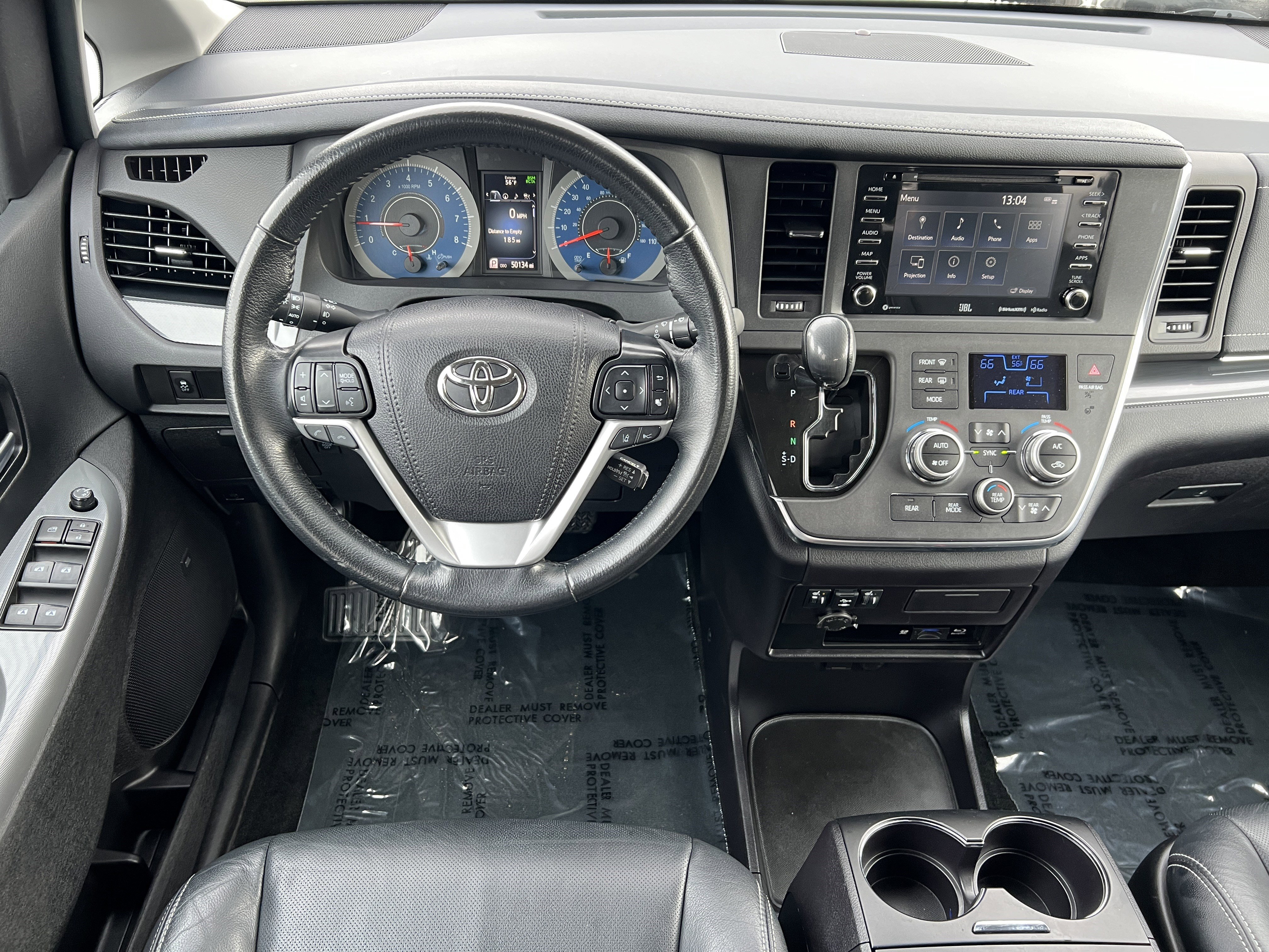 Used 2019 Toyota Sienna SE image 30