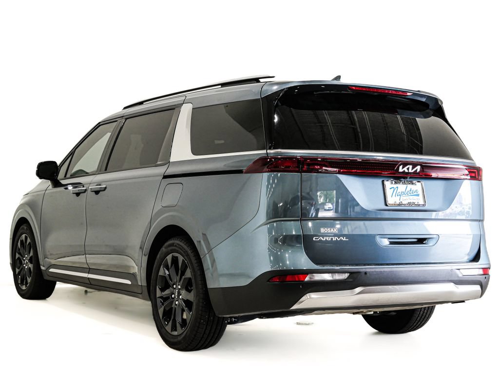 Used 2023 Kia Carnival SX FWD image 8