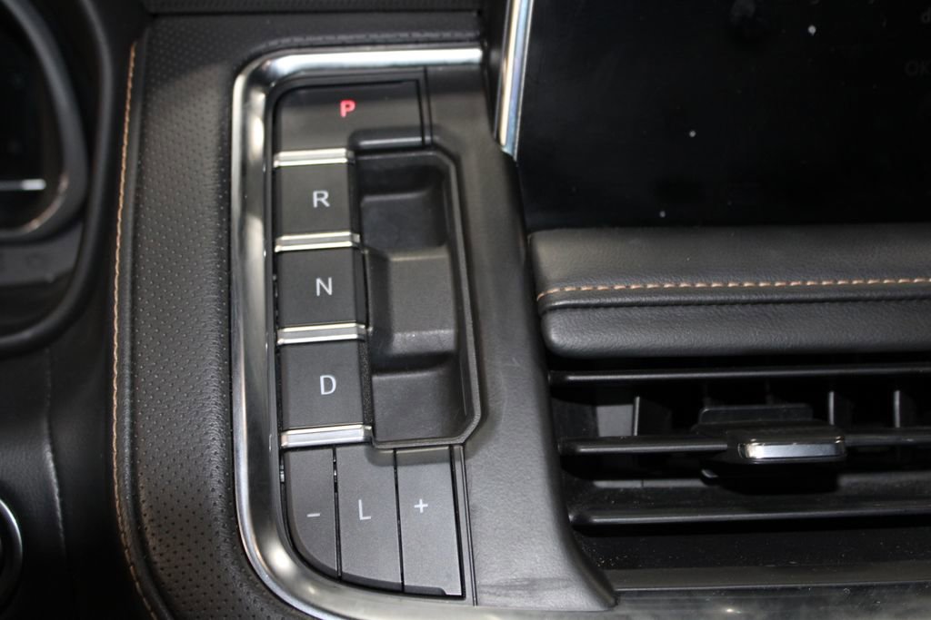 Used 2022 GMC Yukon AT4 w/ Max Trailering Package image 24
