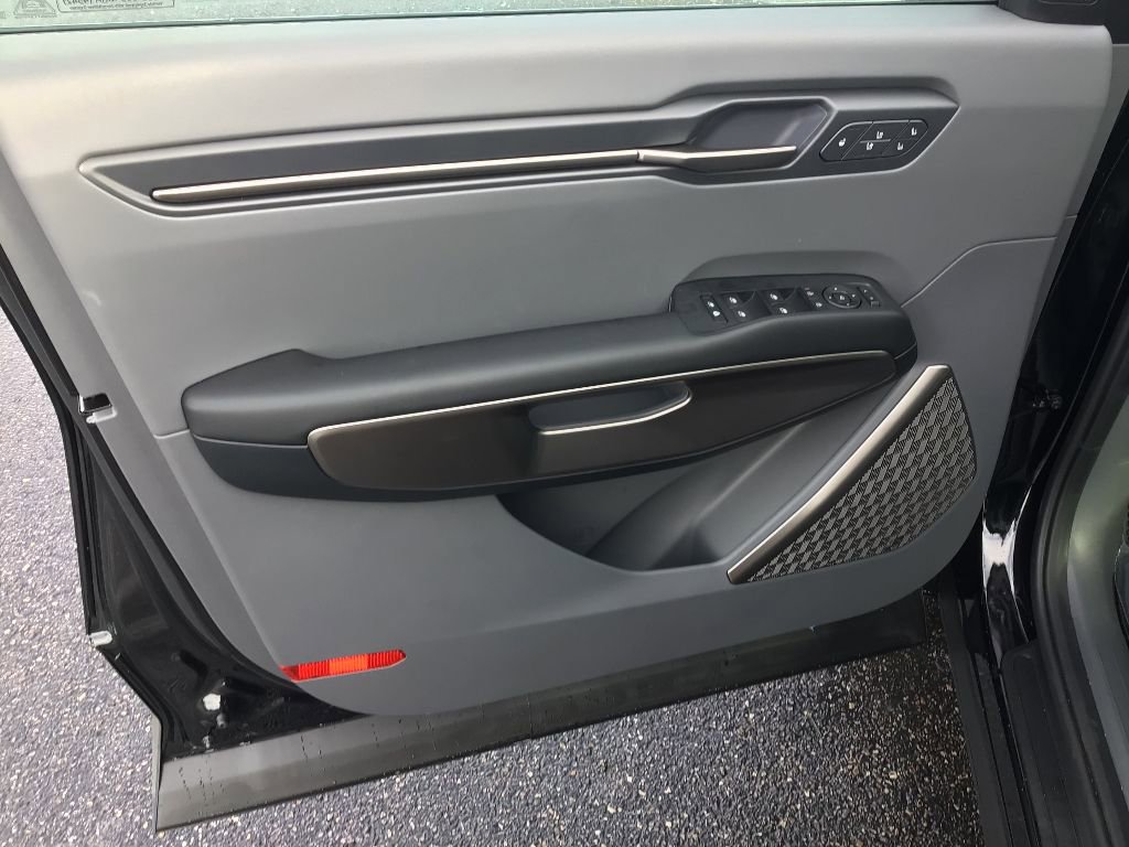 New 2026 Kia EV9 Wind image 9