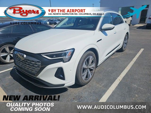 New 2024 Audi Q8 e-tron Premium w/ Prestige Package