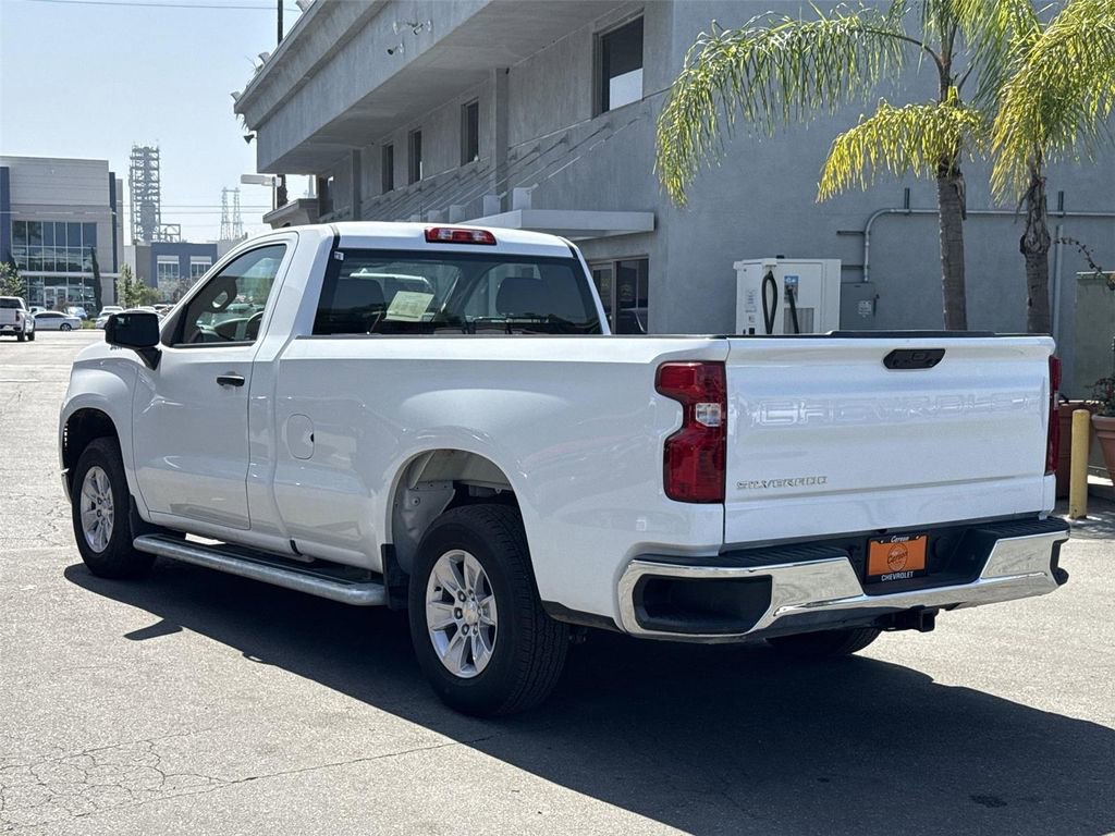 Used 2025 Chevrolet Silverado 1500 W/T image 5