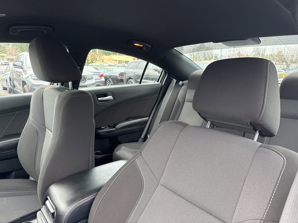 Used 2021 Dodge Charger SXT w/ Blacktop Package image 10