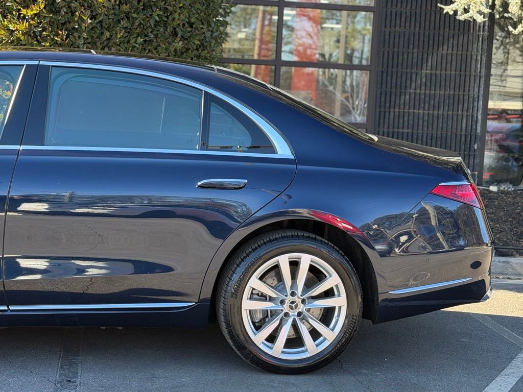 Used 2023 Mercedes-Benz S 500 4MATIC w/ Warmth & Comfort Package image 11