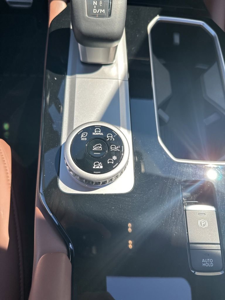 Used 2025 Mitsubishi Outlander SEL image 30