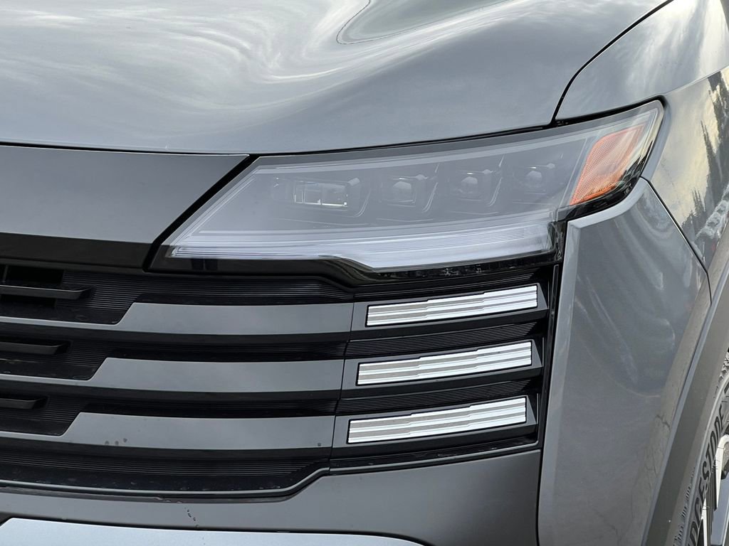 New 2026 Nissan Kicks SV w/ SV Premium Package image 32