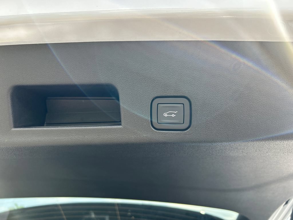 New 2026 GMC Acadia Denali Ultimate AWD/4WD image 37