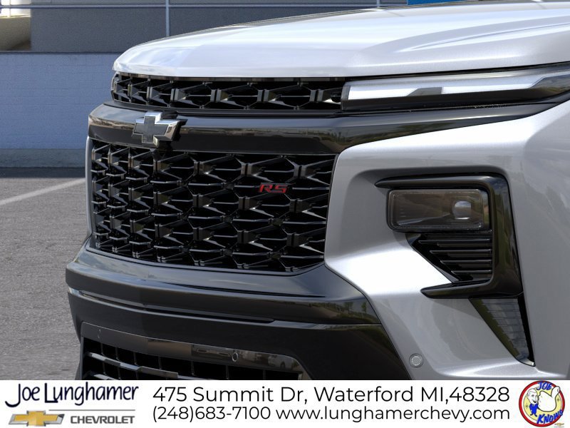 New 2027 Chevrolet Traverse RS w/ LPO, Floor Liner Package AWD/4WD image 13
