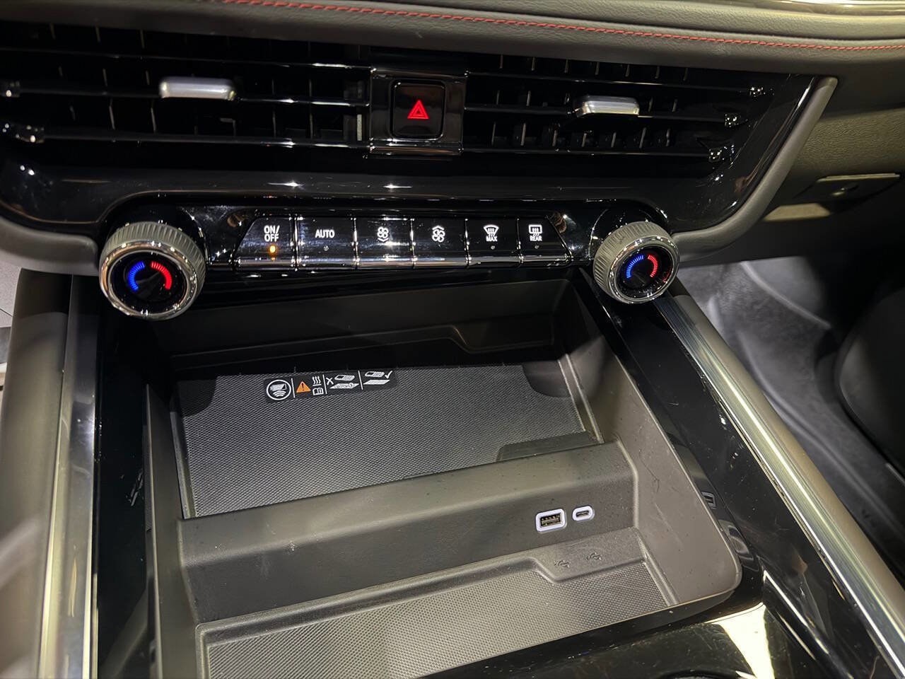 Used 2025 Chevrolet Tahoe RST w/ Comfort Package RWD image 20