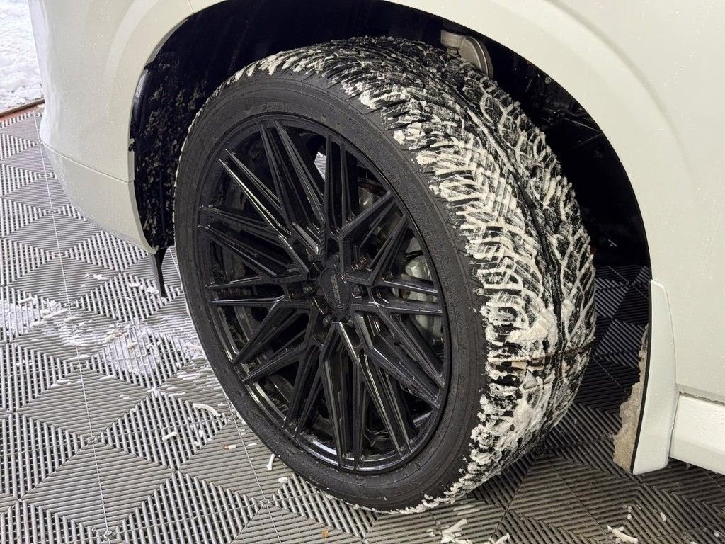 New 2026 INFINITI QX80 Autograph w/ Premium Cargo Package image 10