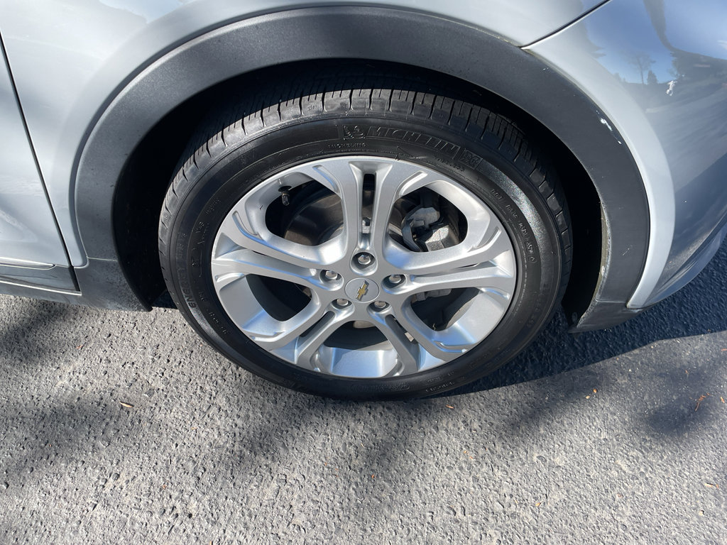 Used 2020 Chevrolet Bolt LT image 13