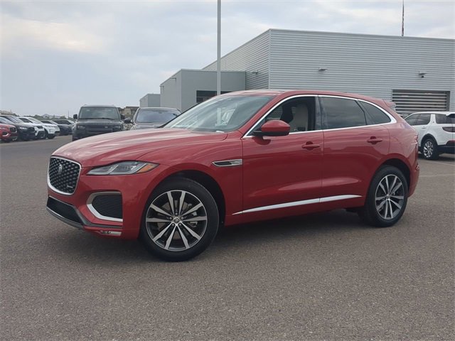 New 2025 Jaguar F-PACE R-Dynamic S image 2